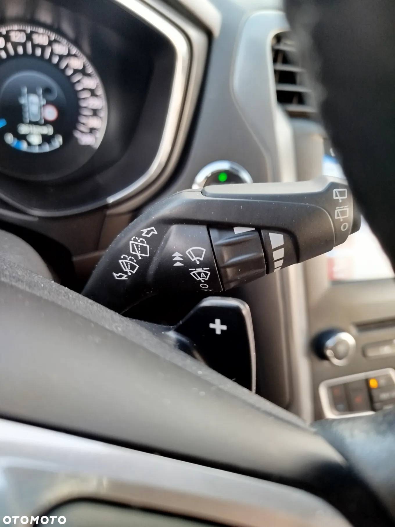 Ford Mondeo 2.0 TDCi Titanium PowerShift - 12