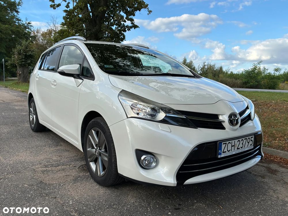 Toyota Verso 1.8 Premium EU5 7os - 12