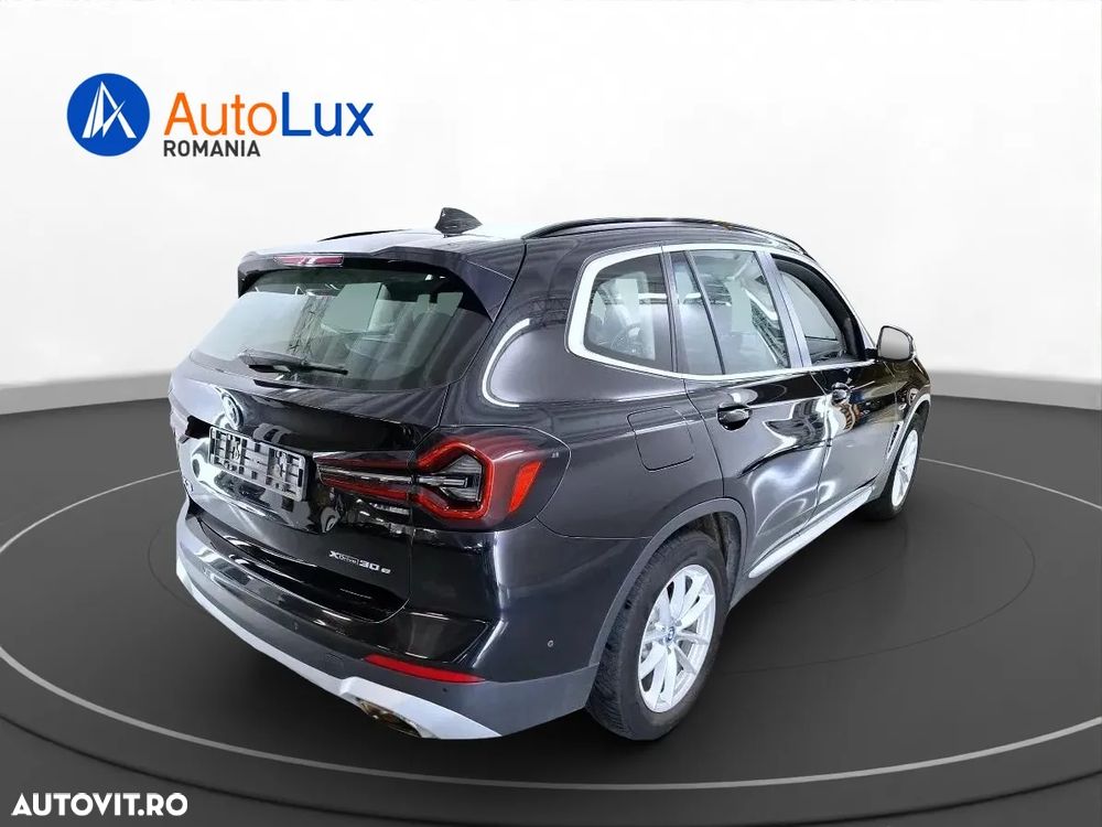 BMW X3 xDrive30e AT PHEV - 3