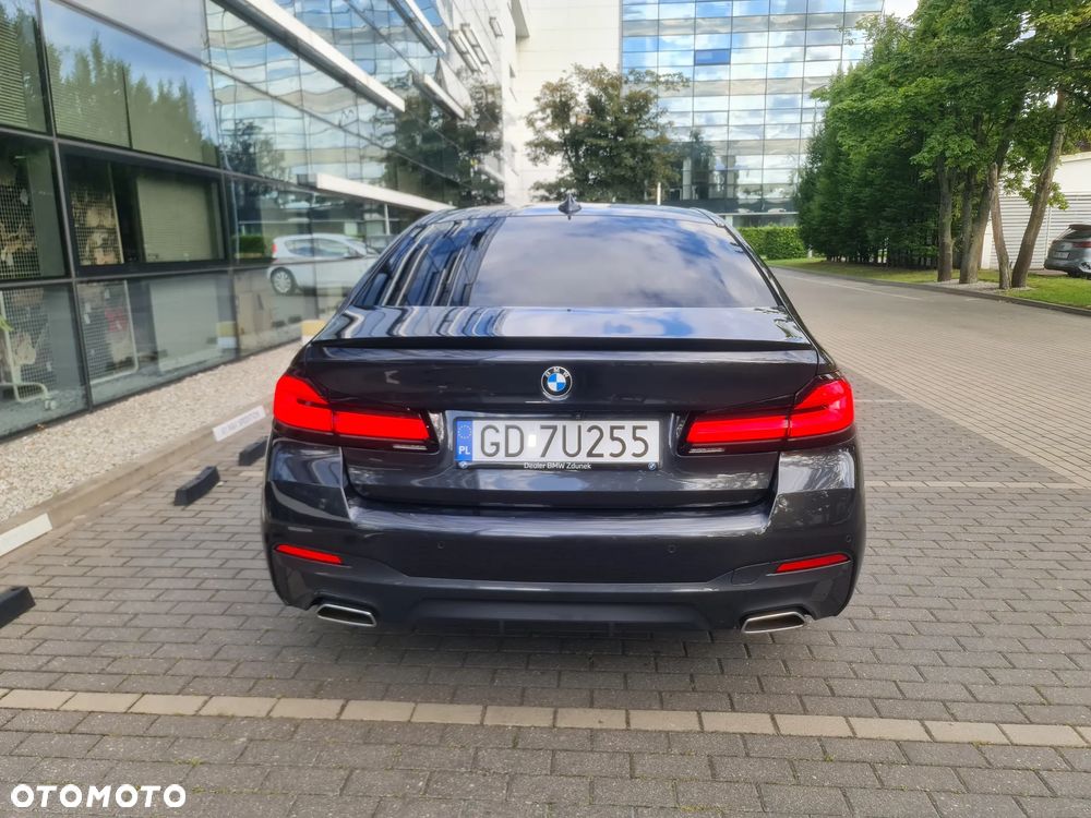 BMW Seria 5 520d xDrive M Sport sport - 8