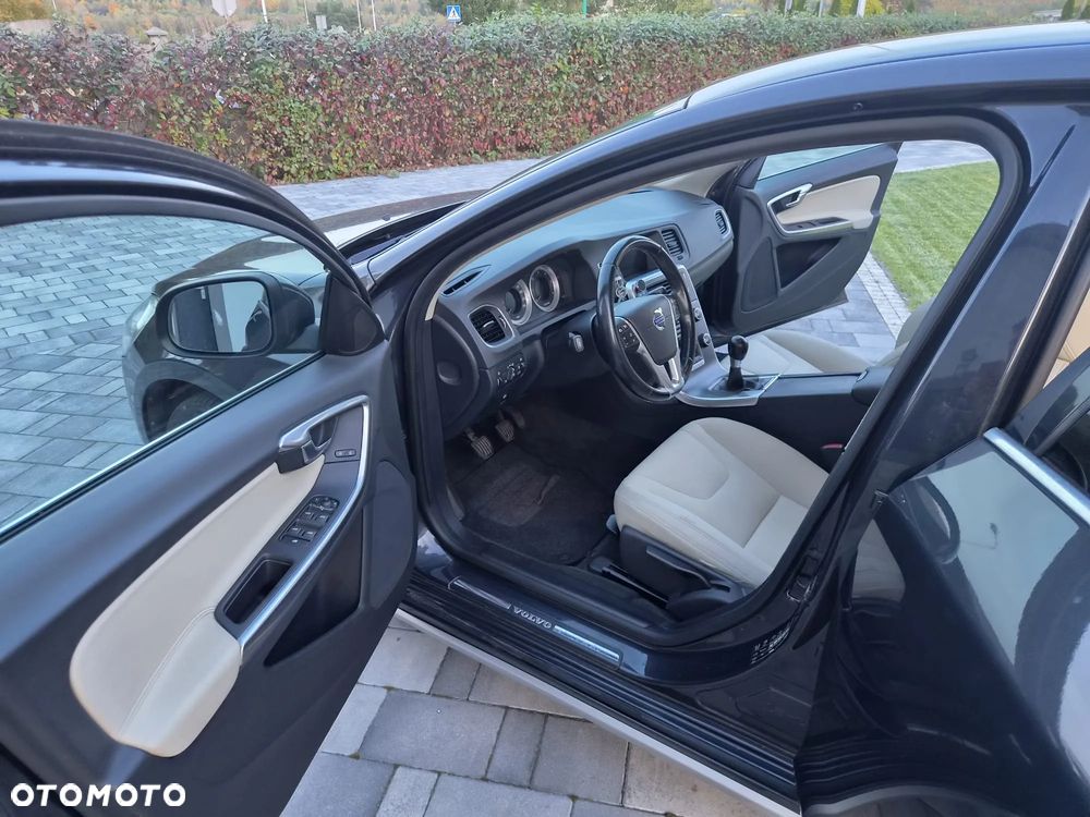 Volvo V60 2011