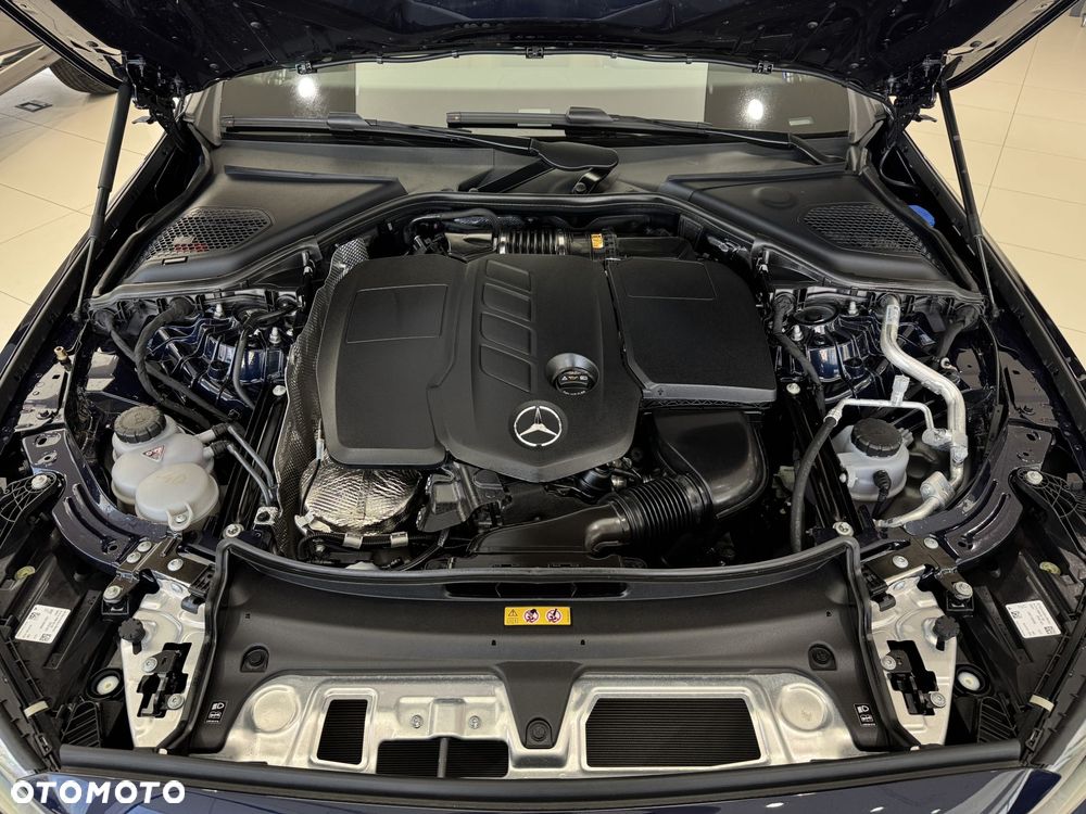 Mercedes-Benz Klasa E - 19