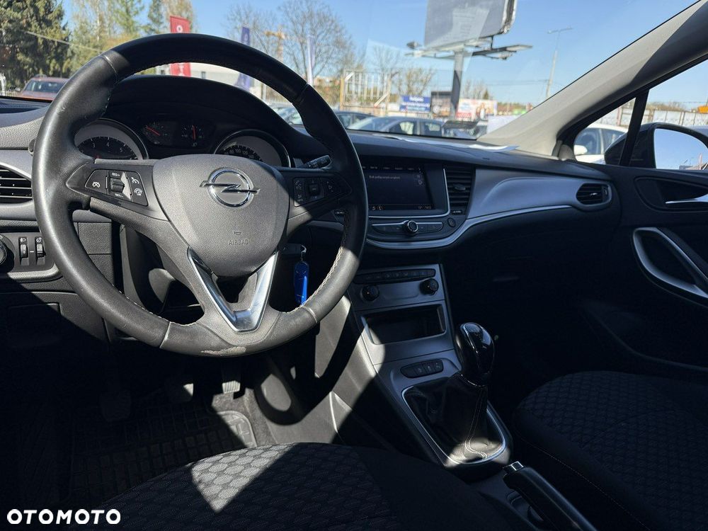 Opel Astra - 16