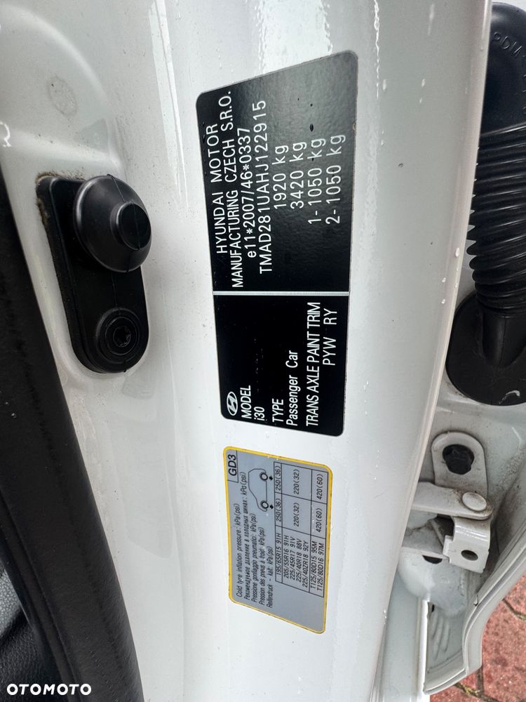 Hyundai i30 - 23