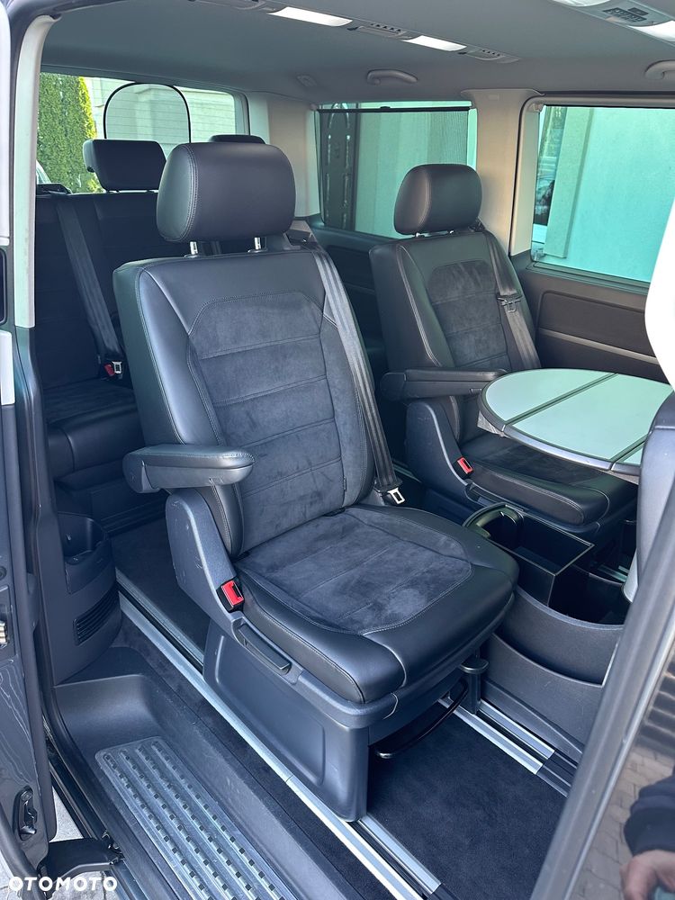 Volkswagen Multivan - 28