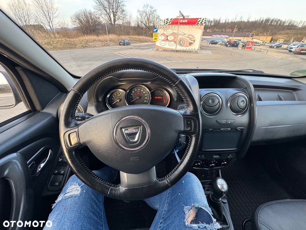 Dacia Duster TCe 125 4x2 Blackshadow - 13