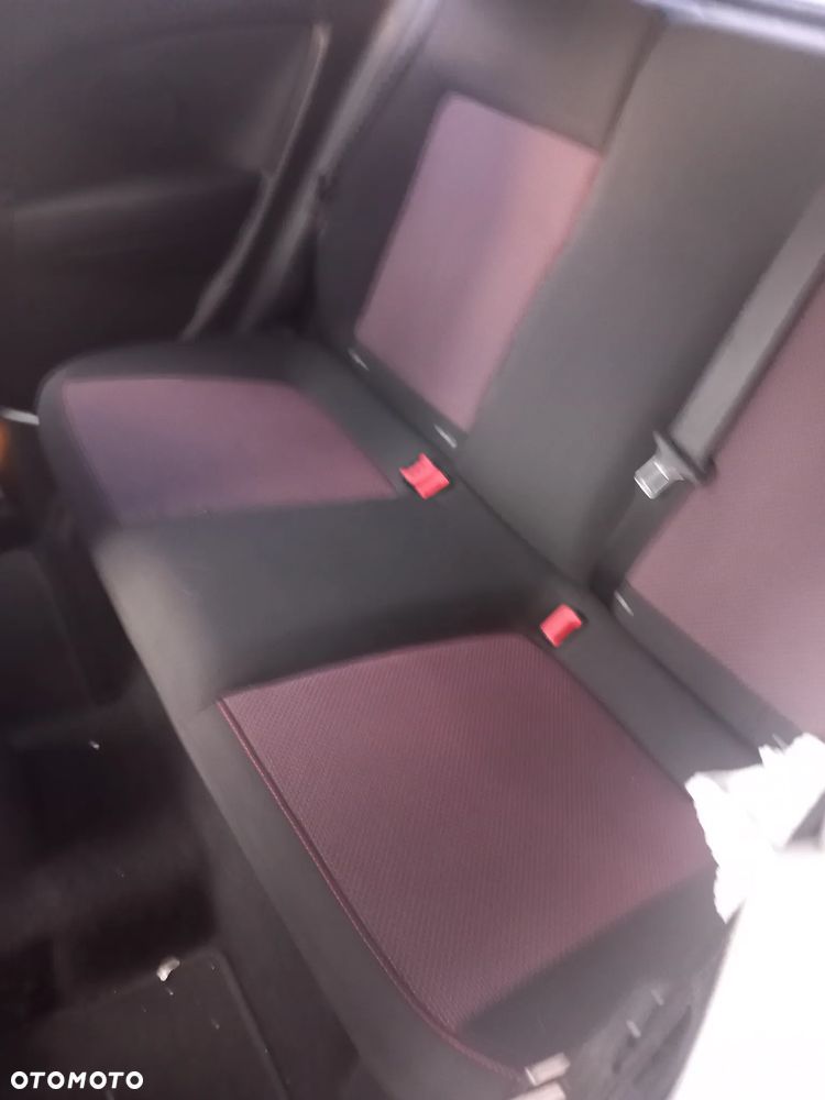 Opel Corsa 1.4 16V Innovation - 2