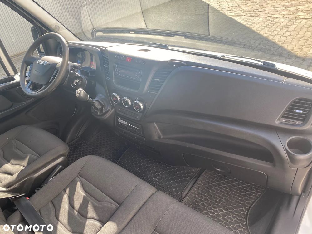 Iveco DAILY 35S15 L3H2 Brygadówka (6 os.) / Hak - 20