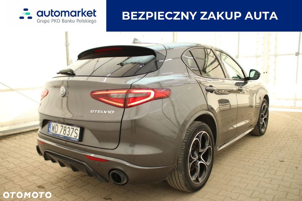 Alfa Romeo Stelvio 2.0 Turbo Veloce Q4 - 4