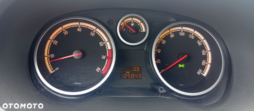 Opel Corsa 1.4 16V Sport - 9