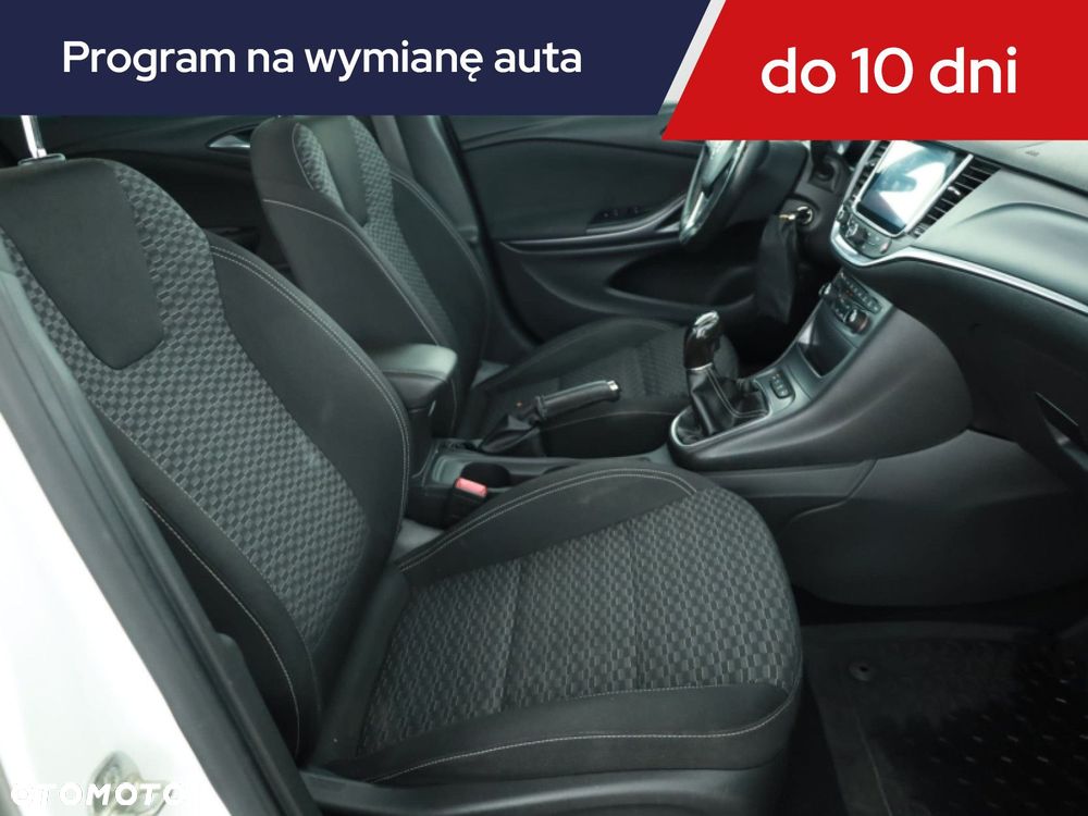 Opel Astra - 9