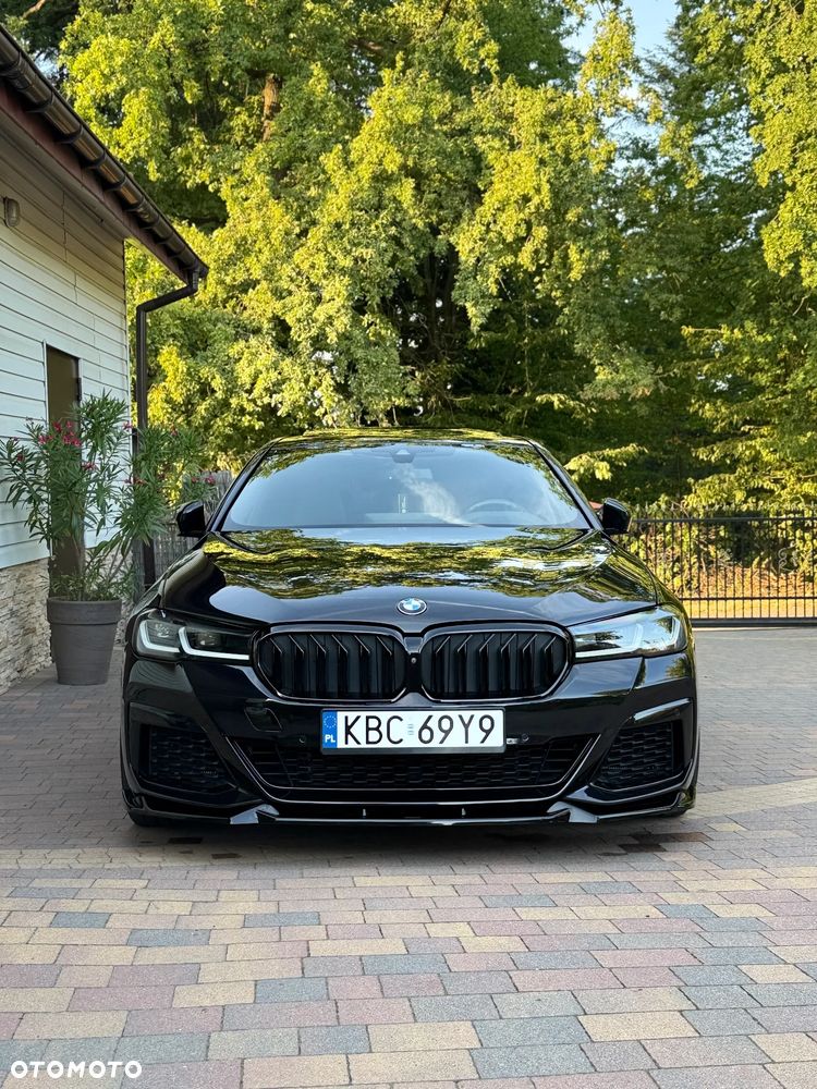 BMW Seria 5 540i M Sport sport - 2