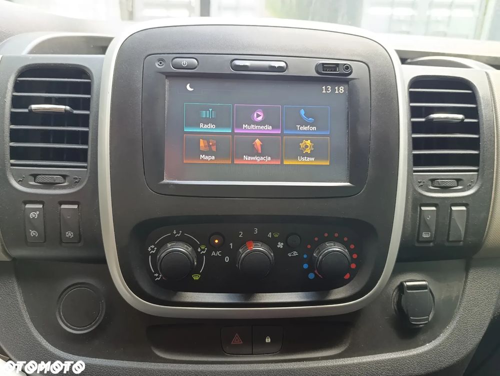Renault Trafic - 15