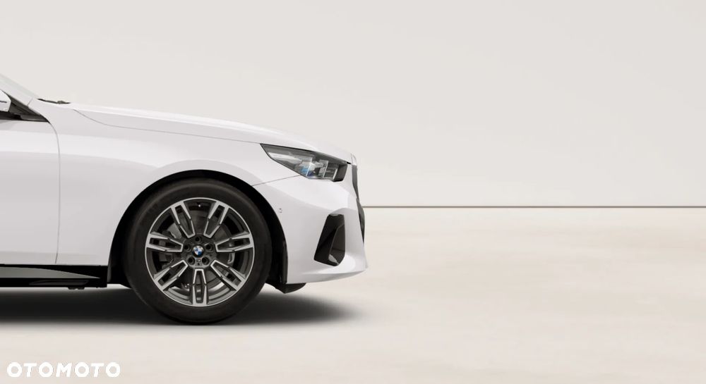 BMW Seria 5 520d xDrive mHEV M Sport - 5