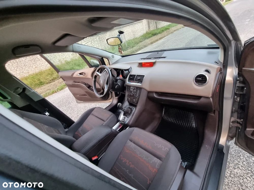 Opel Meriva 1.4 T Edition 150 S&S - 25