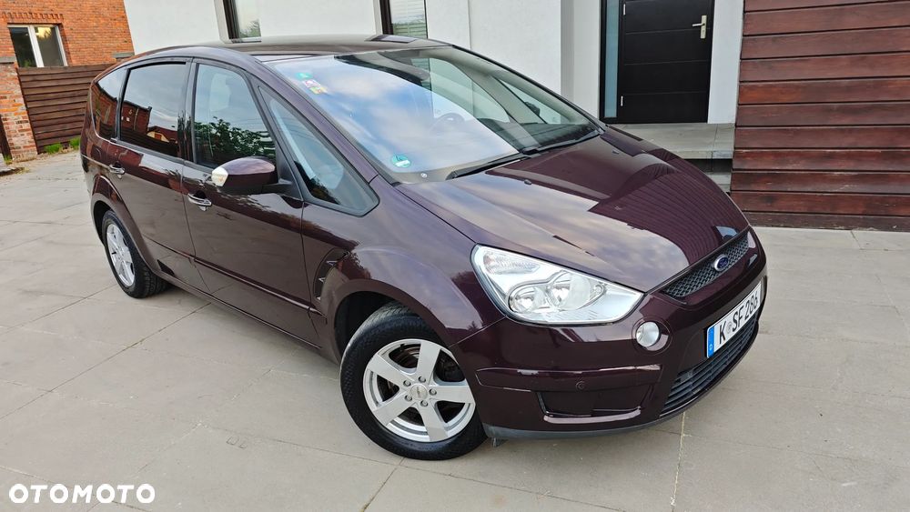 Ford S-Max 2.0 Titanium - 28