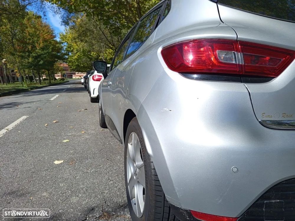 Renault Clio 1.5 dCi Confort - 9