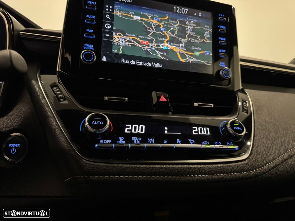 Toyota Corolla 1.8 Hybrid Exclusive - 37