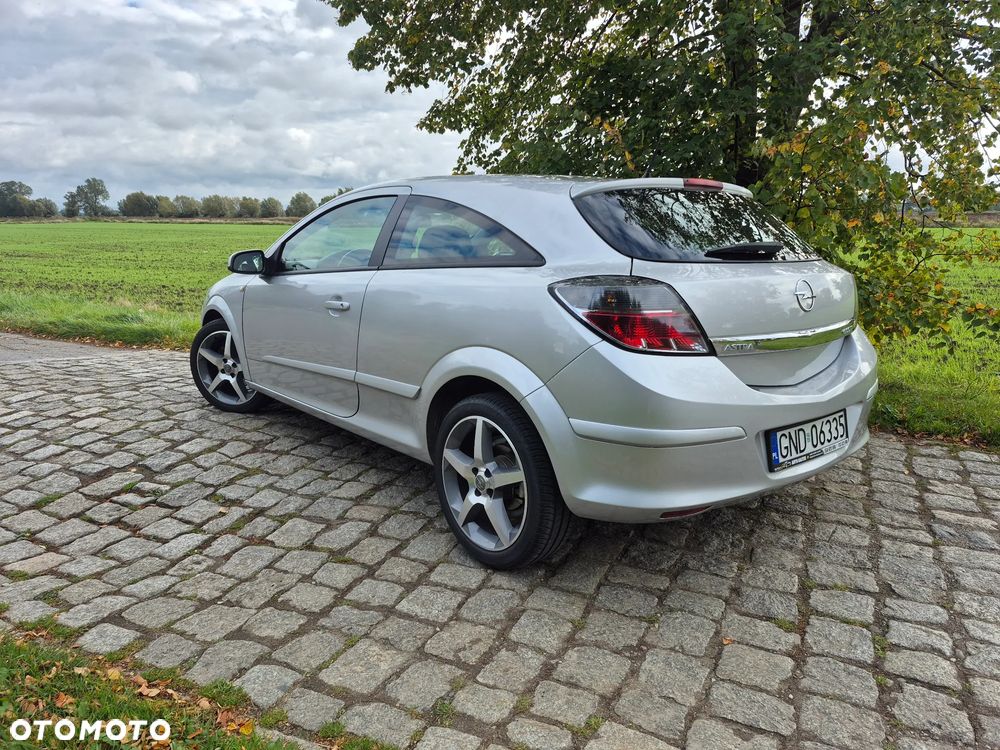 Opel Astra - 2