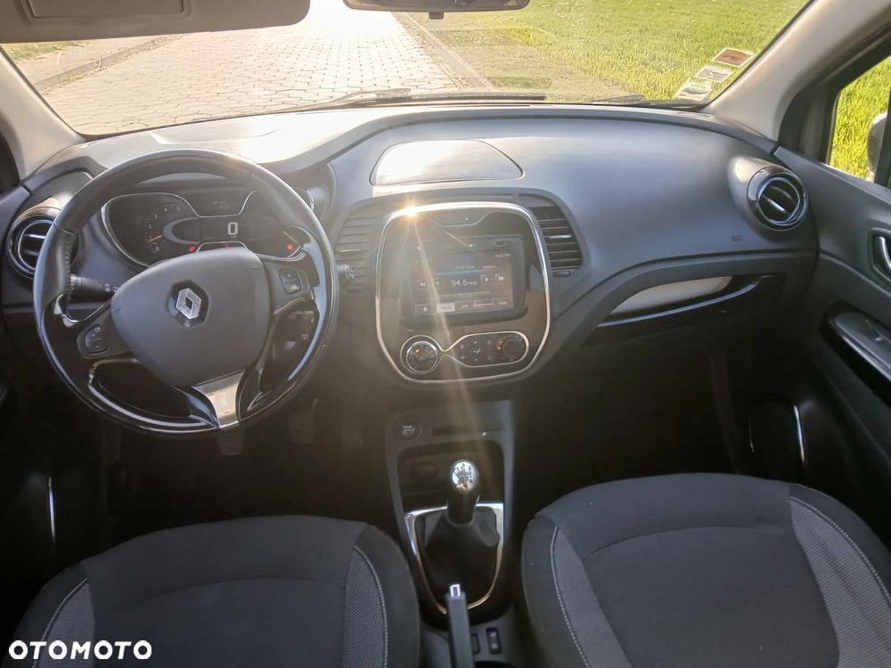 Renault Captur - 19