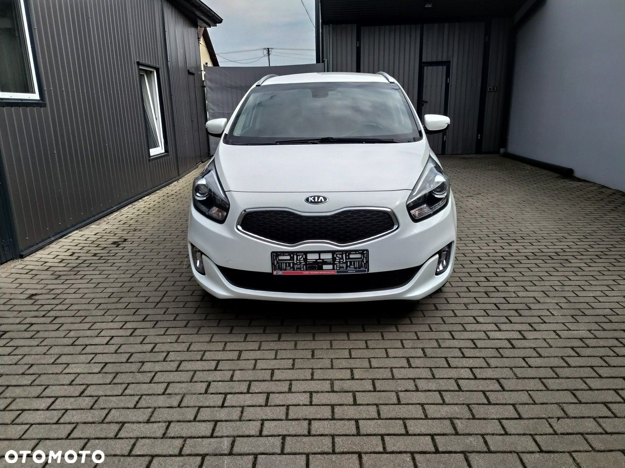 Kia Carens 1.7 CRDi Spirit - 10
