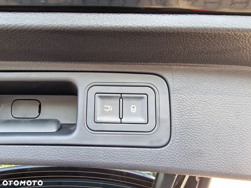 BYD Seal U DM-i 1.5 Boost - 12