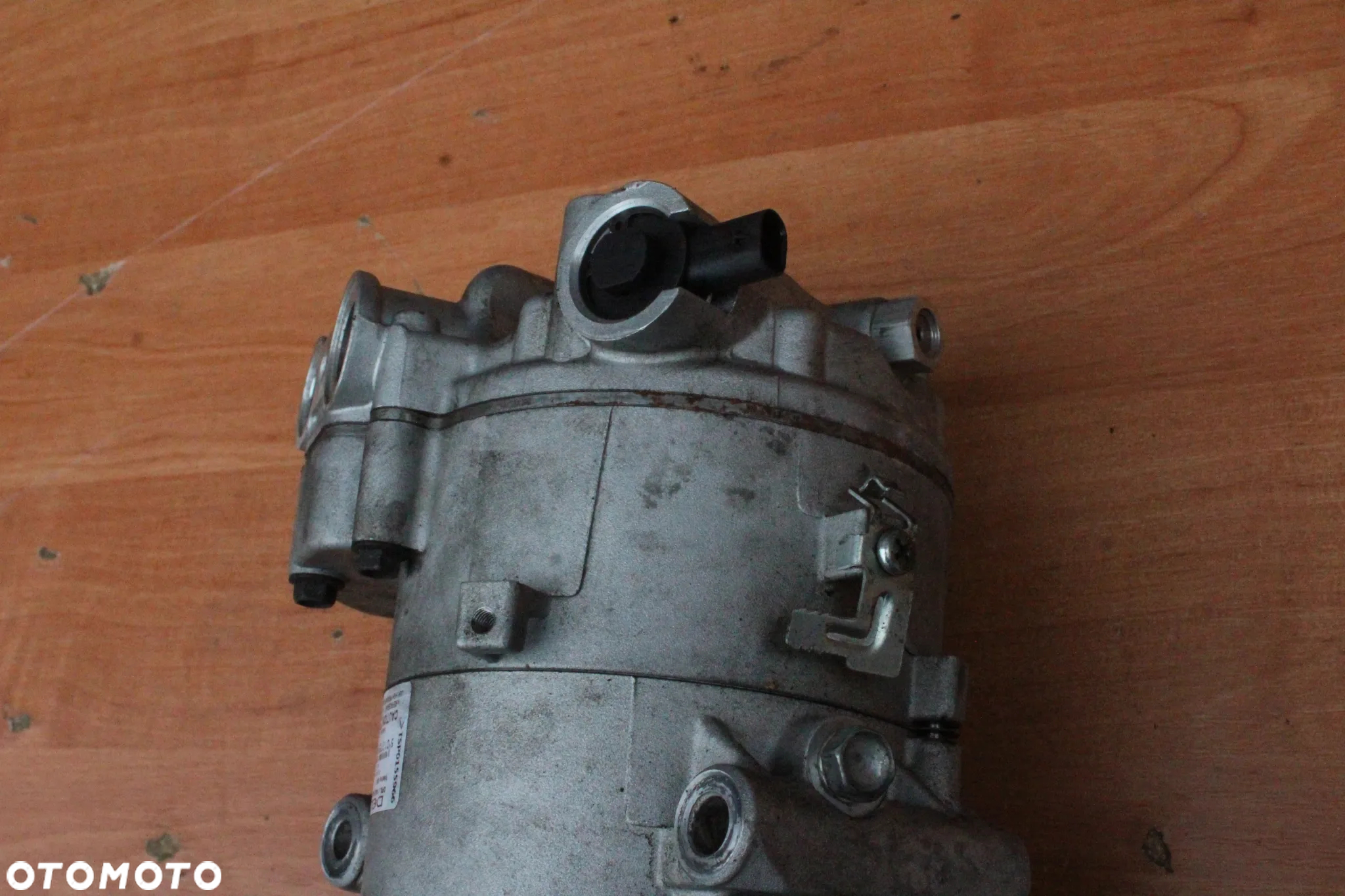 SPRĘŻARKA KLIMATYZACJI KOMPRESOR OPEL MERIVA B ASTRA J ZAFIRA C 1.4 TURBO 0155966 - 9