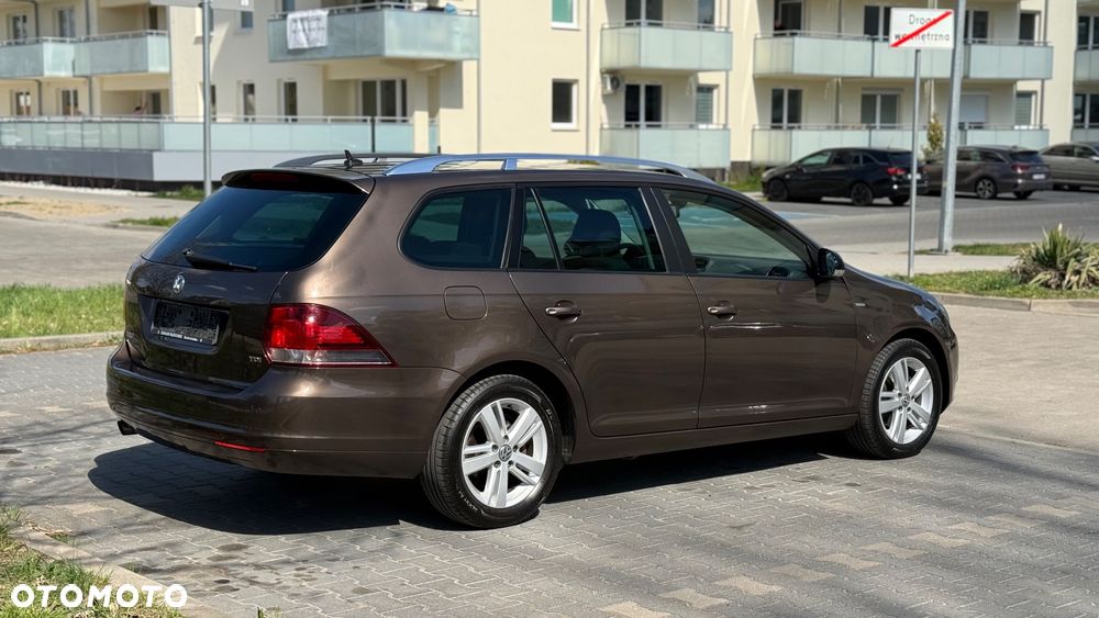 Volkswagen Golf 1.6 TDI DPF MATCH - 6