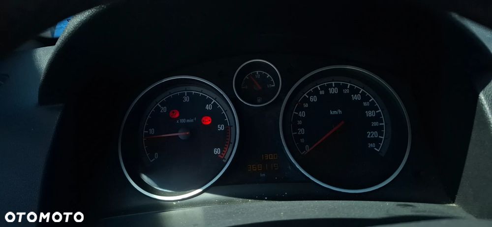 Opel Astra H 1,7 CDTI  Z 17 DTH na części - 14