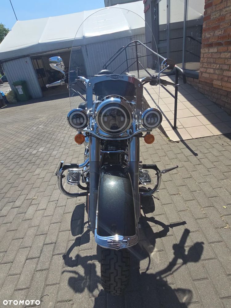 Harley-Davidson Softail Deluxe - 18