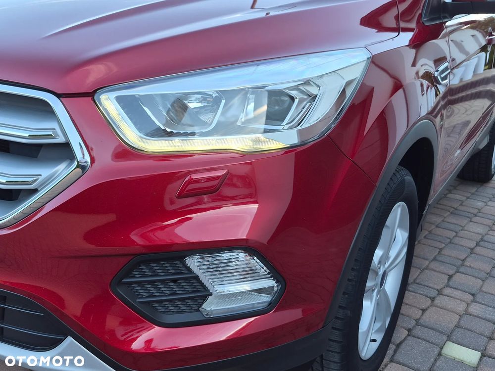 Ford Kuga - 32