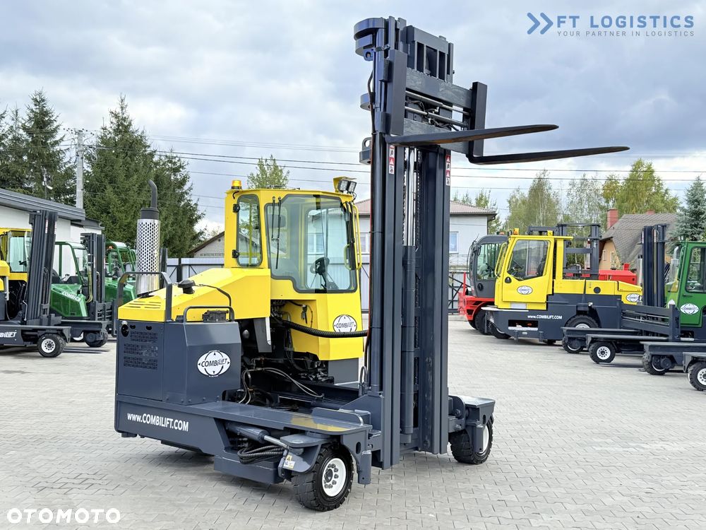 Combilift WÓZEK CZTEROKIERUNKOWY - WIELOKIERUNKOWY / C5000 / DIESEL / TRIPLEX 7600MM / WOLNY SKOK / POZYCJONER WIDEŁ / OGRZEWANIE / PEŁNA OGRZEWANA KABINA / STAN IDEALNY / Szeroka oferta wózków czterokierunkowych i bocznych, dopasowanych do różnorodnych potrzeb i zastosowań - 27