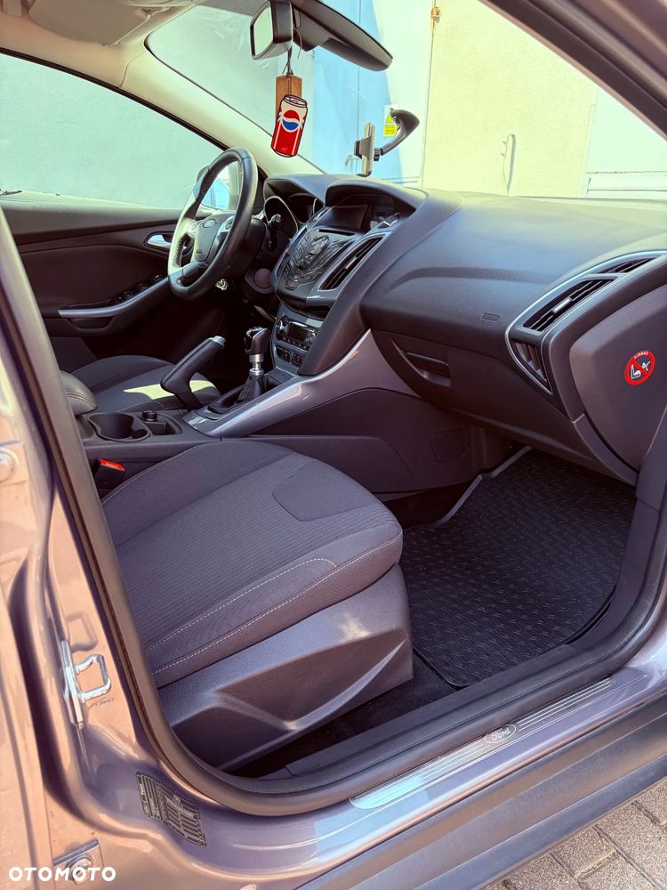 Ford Focus 1.0 EcoBoost Titanium - 9