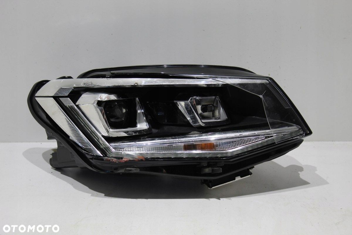 VW Caddy 2K1 Lampa Przód Przednia Prawa Xenon Uszkodzona Przetwornica - 1
