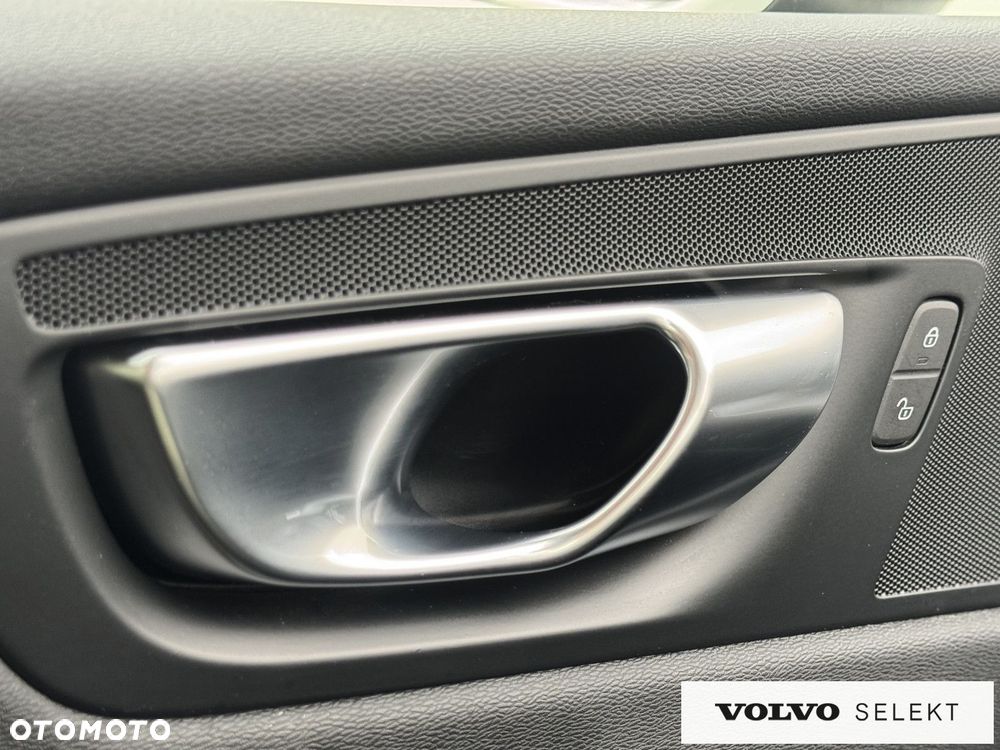 Volvo XC 60 - 38