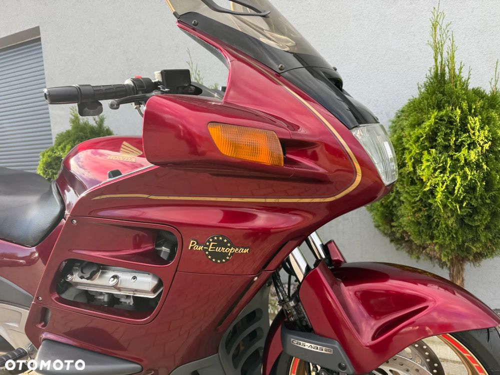 Honda ST - 8