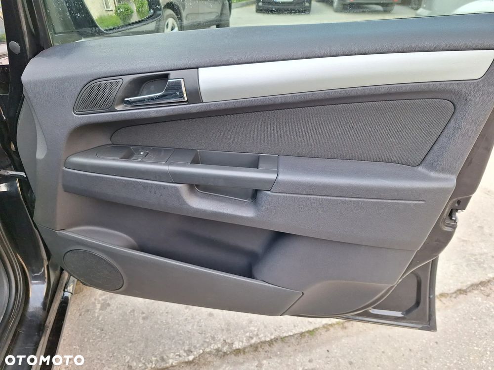 Opel Zafira 1.8 Family - 17