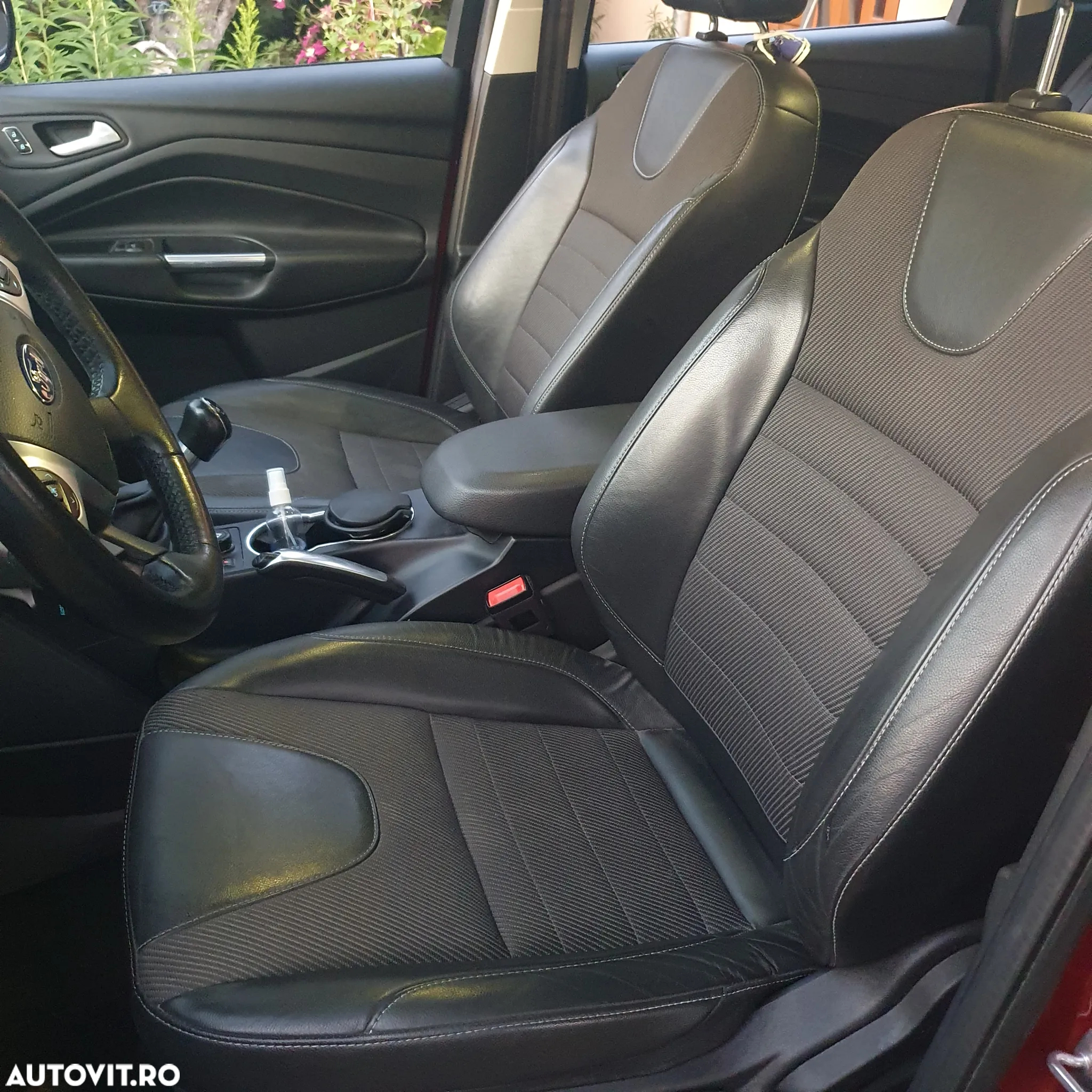 Ford Kuga 2.0 TDCi 4WD Titanium - 14