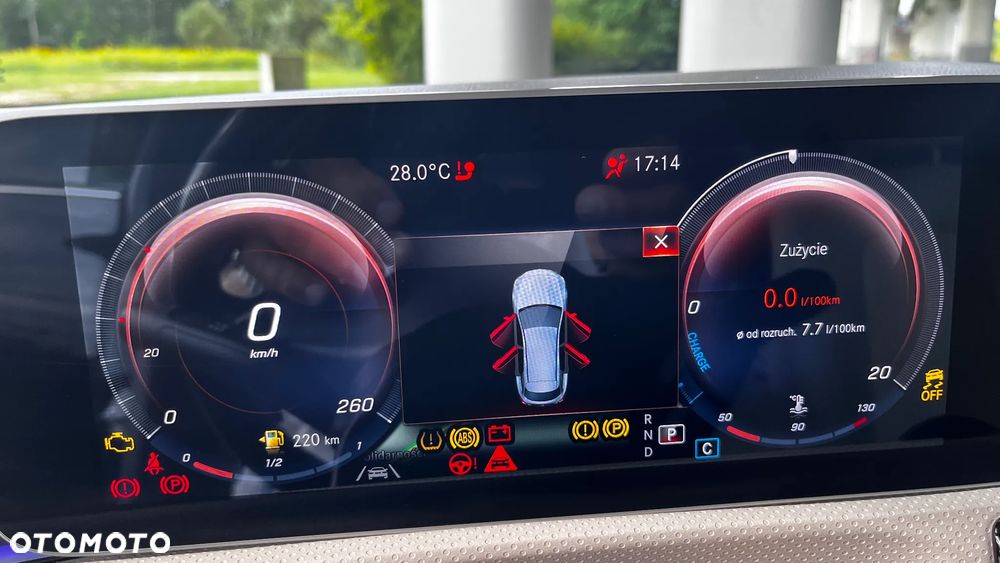 Mercedes-Benz CLA 220 d 8G-DCT - 36