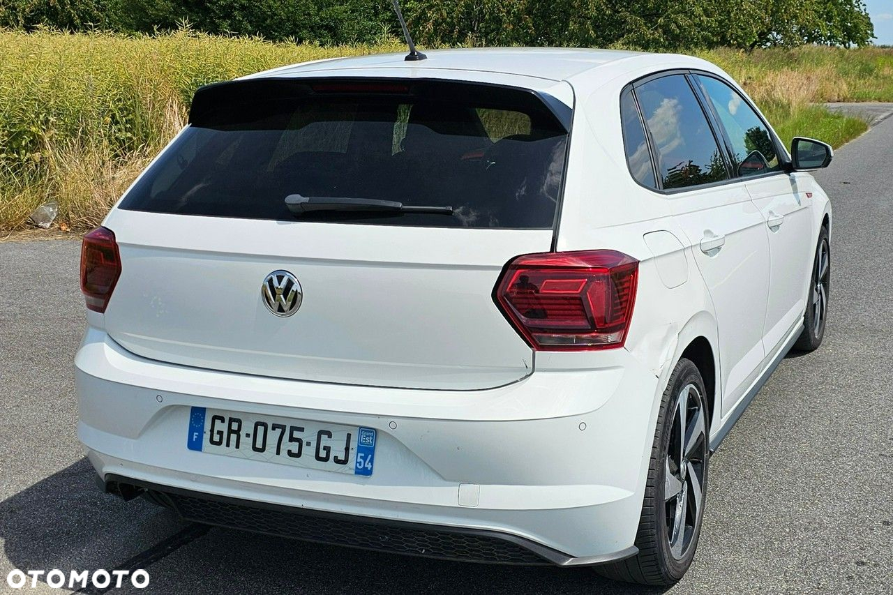 Volkswagen Polo - 25