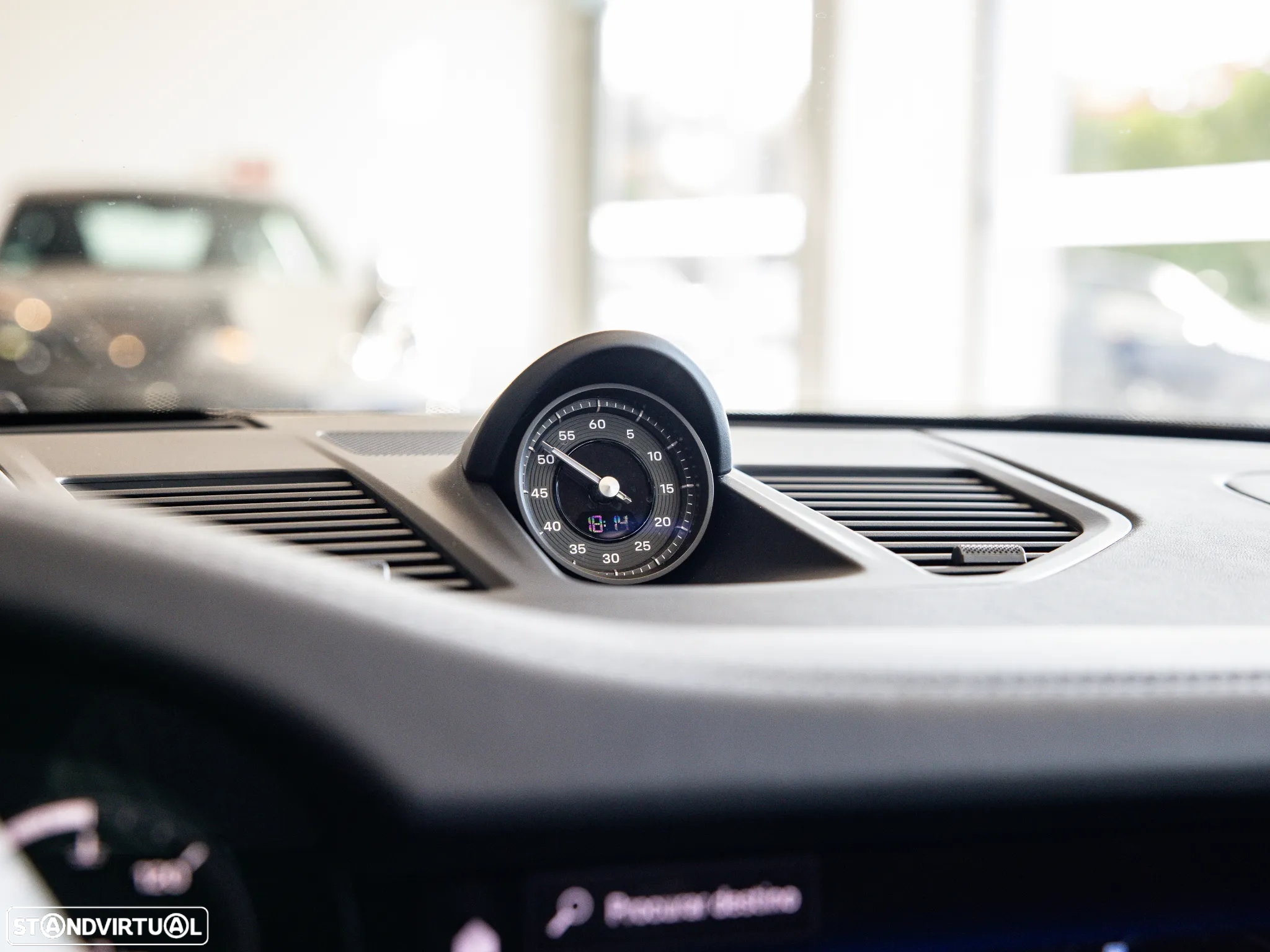 Porsche 911 (992) Carrera Cabrio GTS PDK - 41