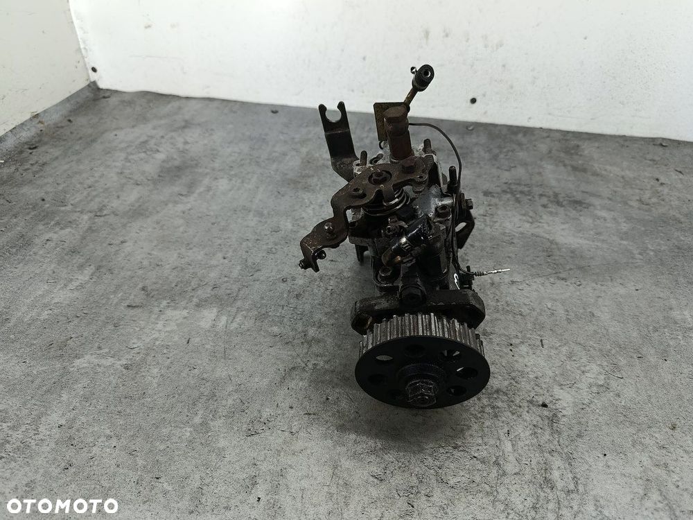 POMPA WTRYSKOWA VW TRANSPORTER T4 074130108G 0460485017  BOSCH 2.4 D - 3