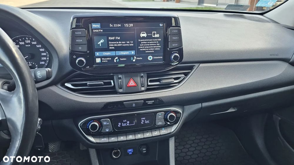 Hyundai i30 1.6 D GO DCT - 9