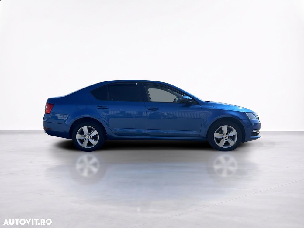 Skoda Octavia - 7