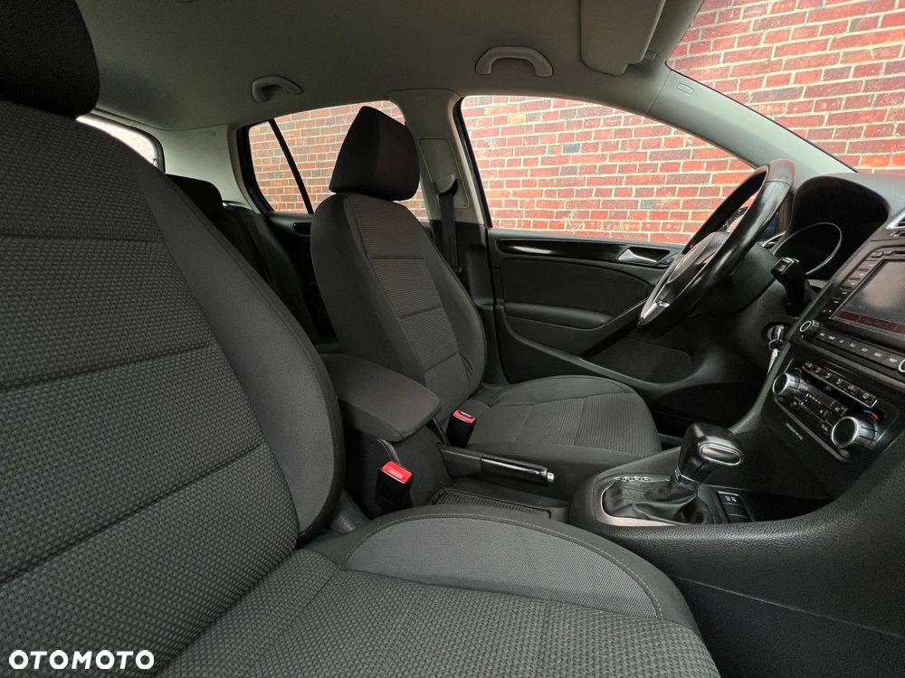 Volkswagen Golf - 15