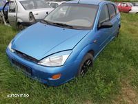 Dezmembrez Ford Focus - 1