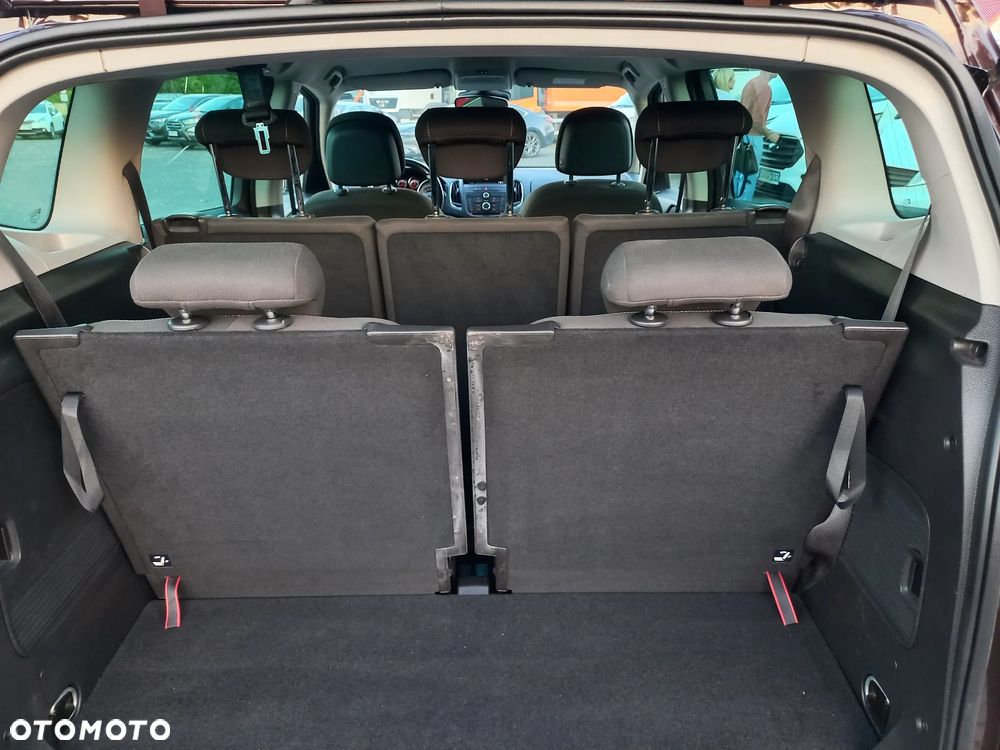 Opel Zafira - 17