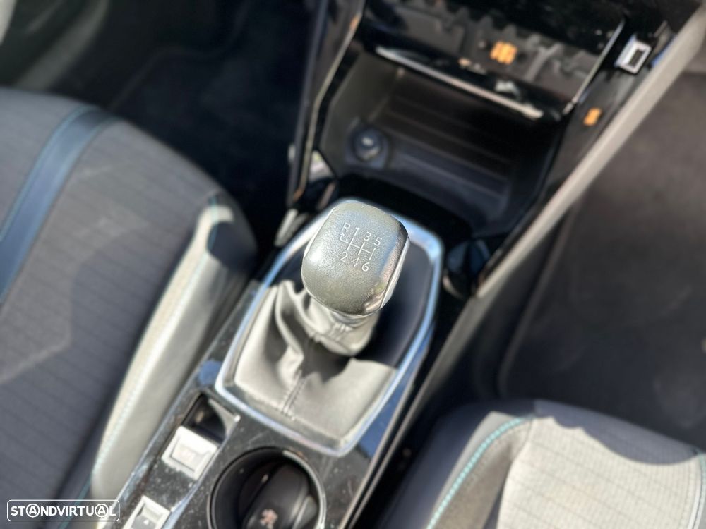 Peugeot 208 1.2 PureTech Active - 14