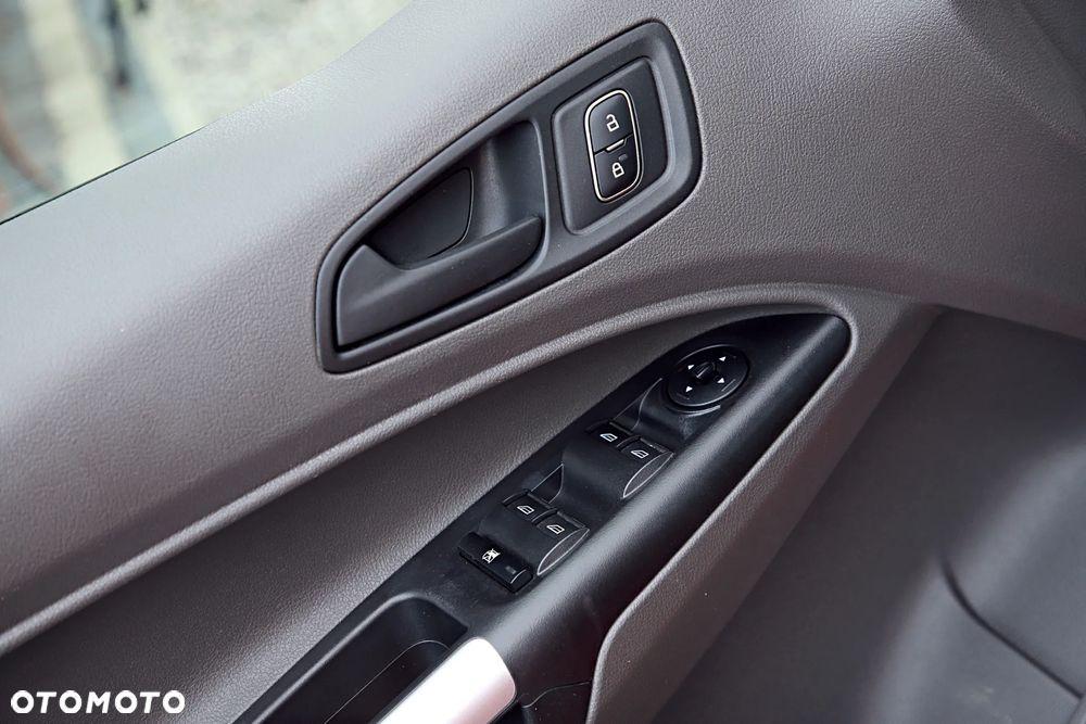 Ford Transit Connect Kombi 230 L2 Trend PowerShift - 22