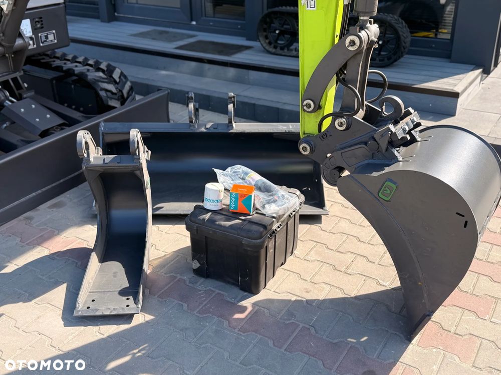 Kubota Zoomlion ZE26GU | FABRYCZNIE NOWA | Silnik KUBOTA | 3 ŁYŻKI | SZYBKOZŁĄCZE HYDRAULICZNE | ZE27GU - 18